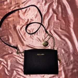 Steve Madden Black and Gold Over the Cross Body Purse